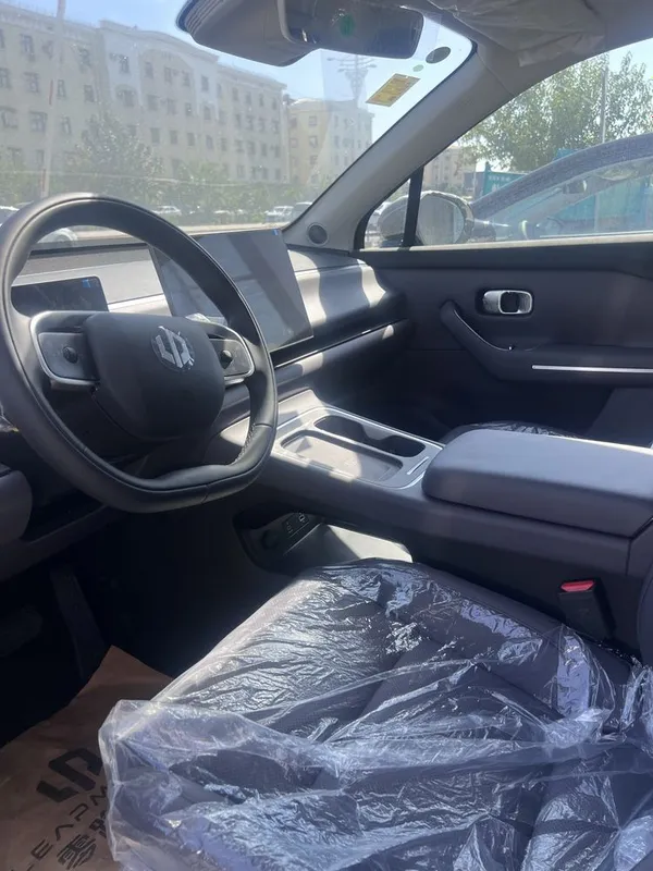 Leapmotor C 10 EV 2026 yil 5 Leapmotor C 10 EV 2026 yil 5