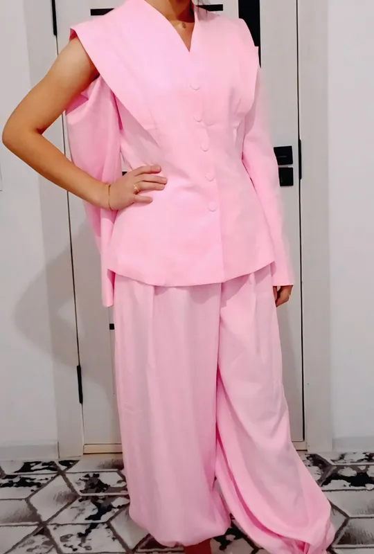 Trentdagi sultankaa kostyum shim 3