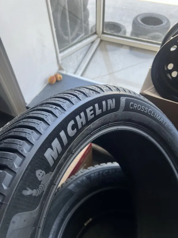 Shina Balon Michelin Мишлен 245/50 R18 CrossClimate 3 100W 4 Shina Balon Michelin Мишлен 245/50 R18 CrossClimate 3 100W 4