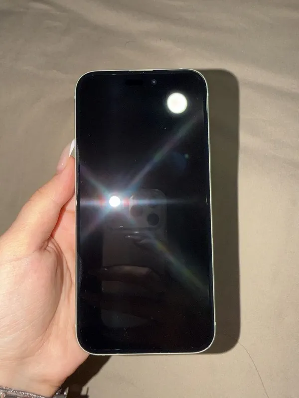 Продаётся iPhone 15 plus 128 gb 2
