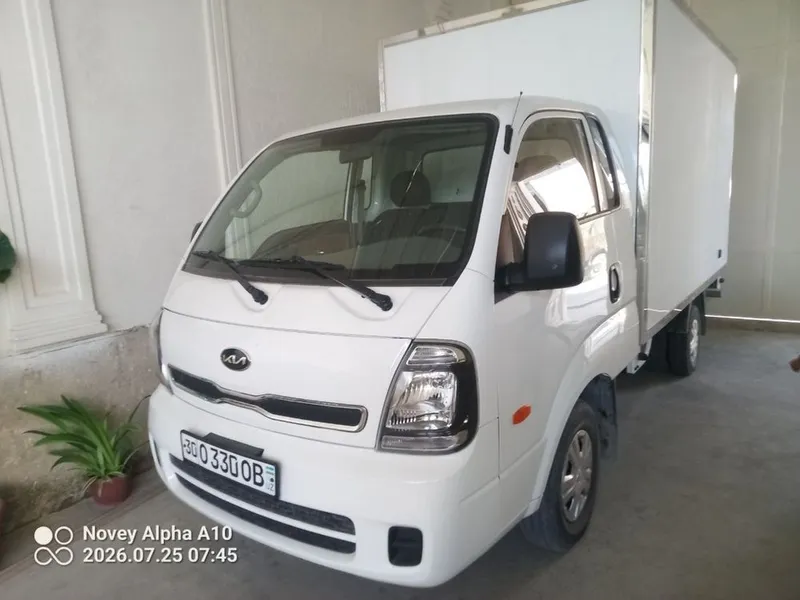 Kia bongo 24 yil 1