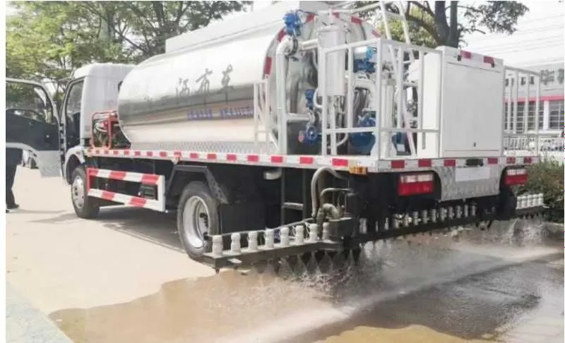 Умные асфальтоукладчики 6000 L Bitumovoz