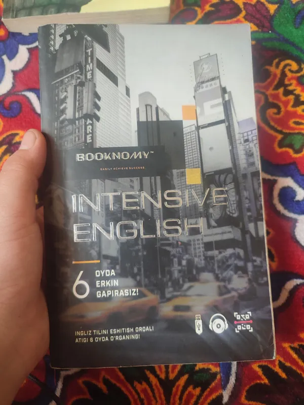 BOOKNOMY intensive english 1