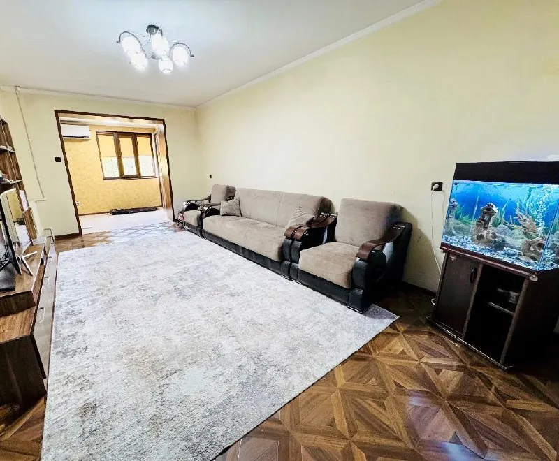 Продаётся квартира с отличным ремонтом в центре Мирабада — фото 1