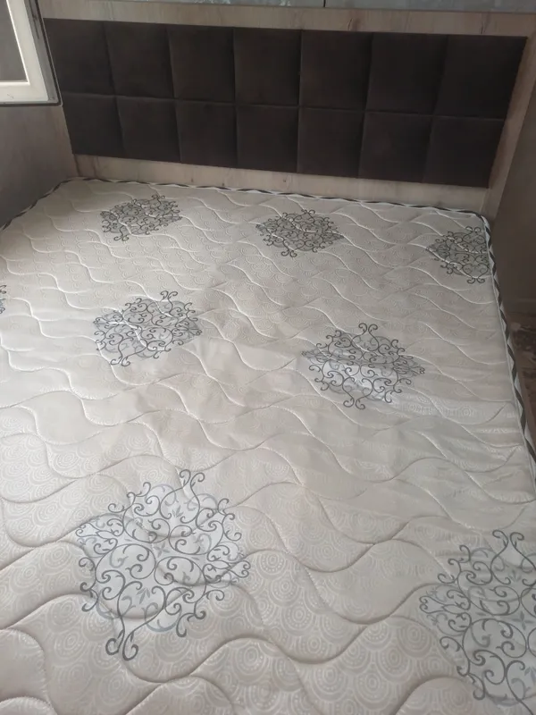 Divan sotiladi Kimball kerak bo'lsa aloqaga chuqing 1