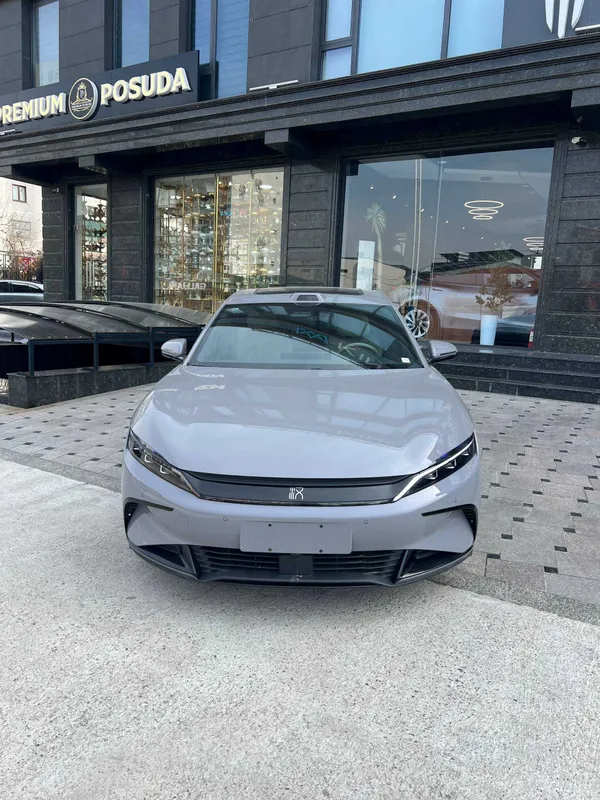 BYD Han 2025 Lidarli 701 km — фото 1