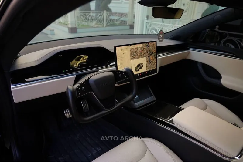 Tesla model S dual motors — фото 5