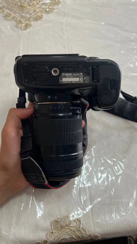 Canon EOS 60D — фото 1