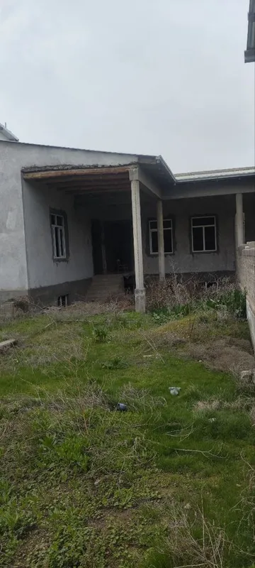 Срочно сотилади !!! 3 сотих ховли