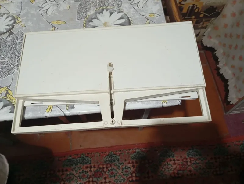 Продам запчасть от холодильника 1