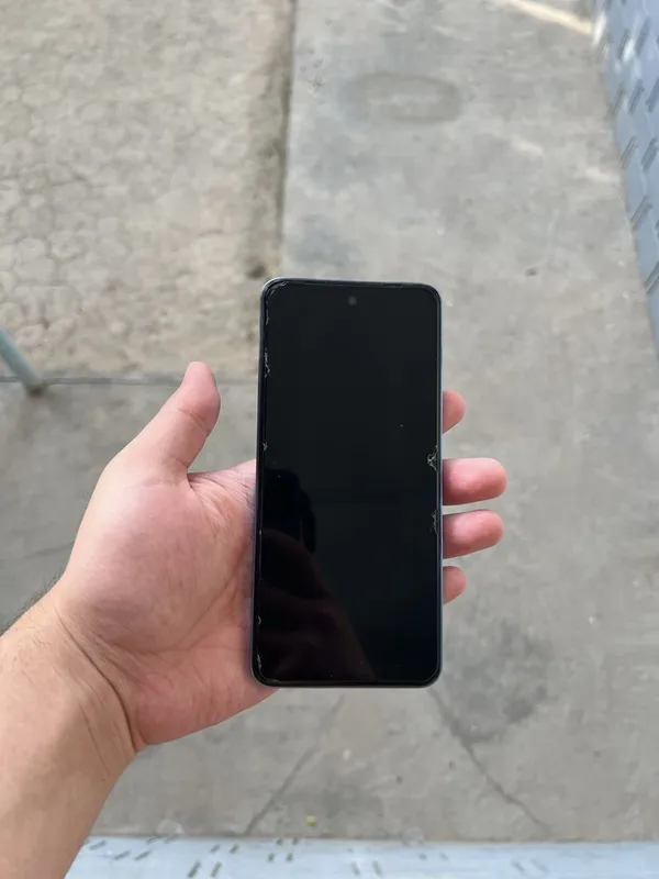 Infinix Hot 40i 256gb — фото 1