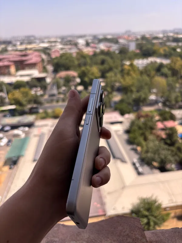 Xiaomi 14T Pro 24/512Gb 6 Xiaomi 14T Pro 24/512Gb 6