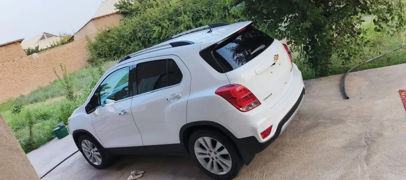 Tracker 1 premier avtomat sotiladi holati a'lo — фото 2
