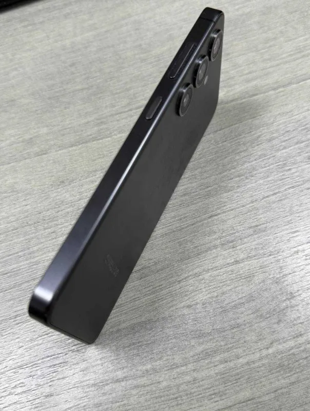 Samsung Galaxy S24 4