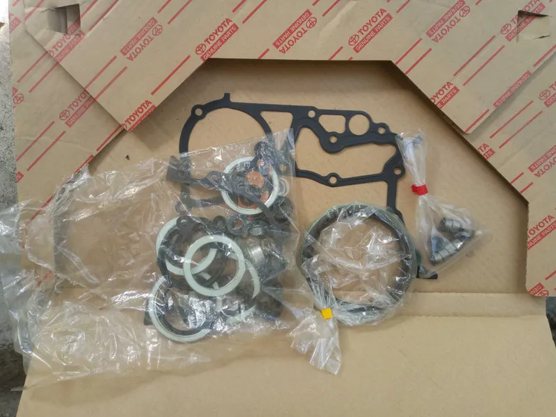Новые запчасти для мотора,оригинал Toyota ,брали для Camry SXV10 1 Новые запчасти для мотора,оригинал Toyota ,брали для Camry SXV10 1