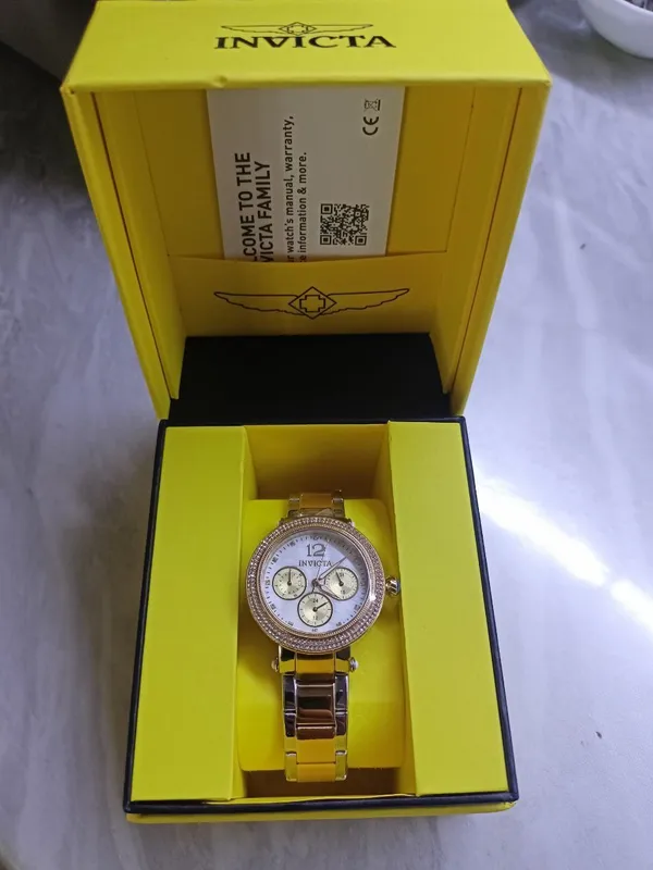 Женские часы Invicta брендовые оригинал Женские часы Invicta брендовые оригинал