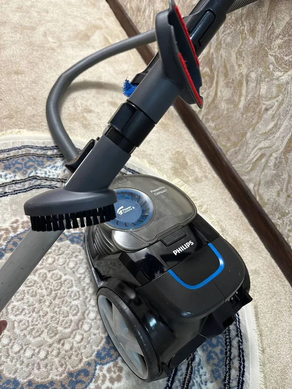 Пылесос PHILIPS работает отлично