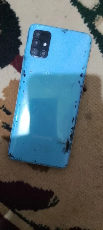 mening telefonim samsung — фото 1