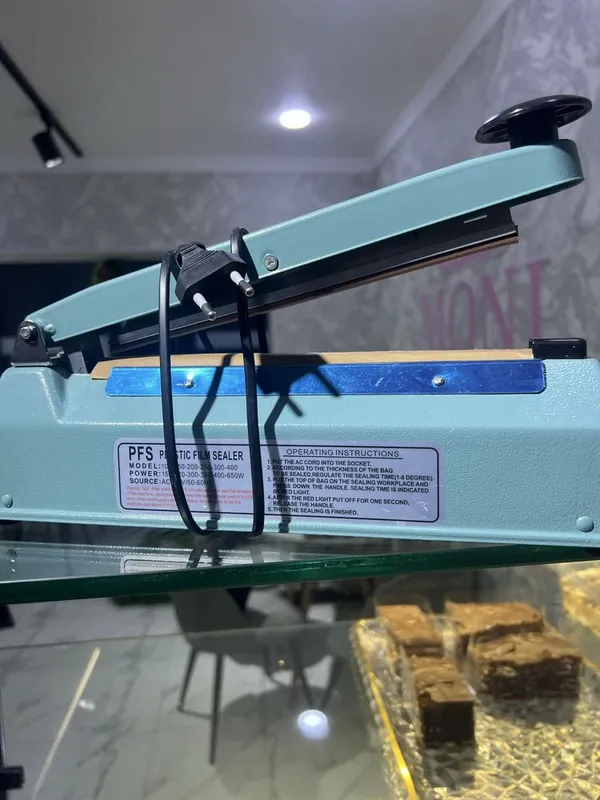 Upakofka aparat maxsulotlani upakofka qilish uchun