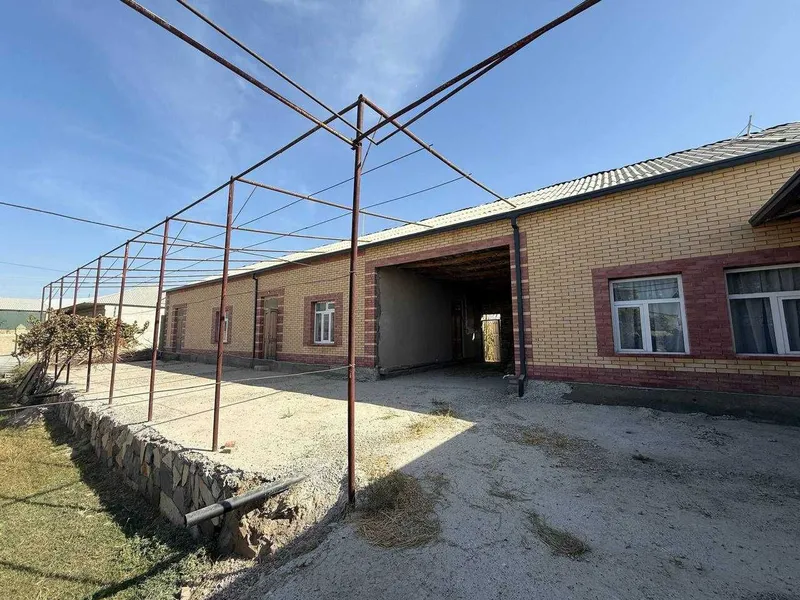 TAYYOR XUJJATDA 8 SOTIQ O’ZI 13 SOTIQLI hovli sotiladi #a665