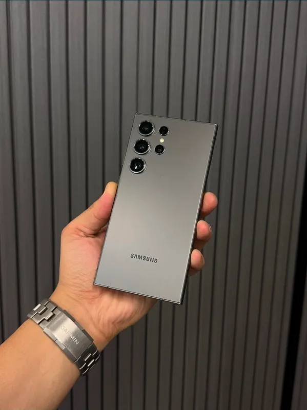 SAMSUNG S24 ULTA. Состояние новое 3