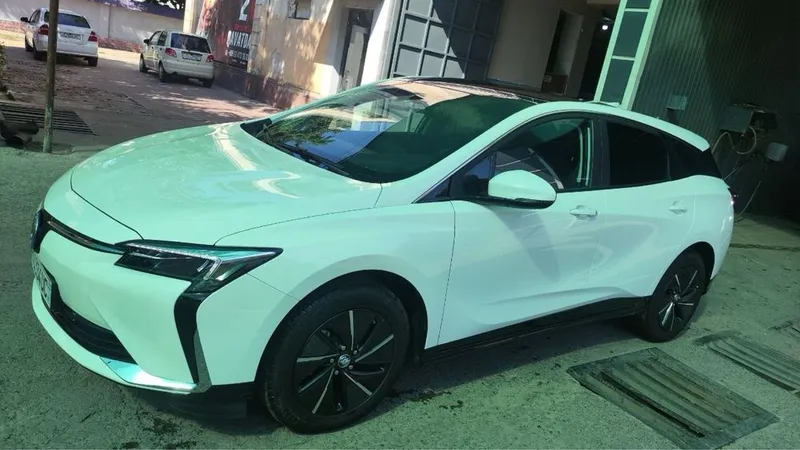 Buick Velite сотилади 3