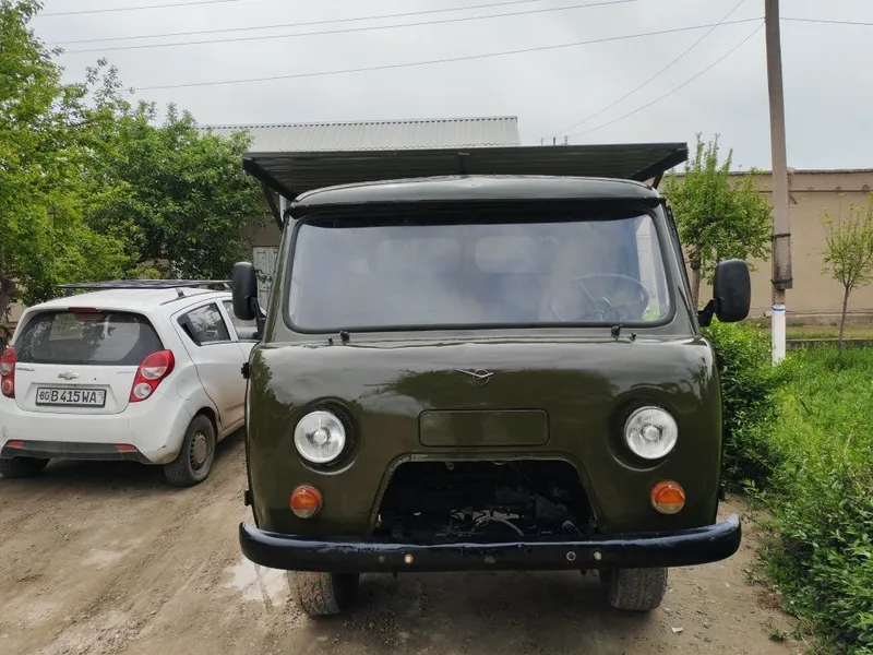 UAZ moshinasi sotiladi holati ideal 7