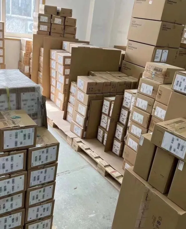 QNAP NAS Synology DS1621+ Сетевое хранилище — фото 1