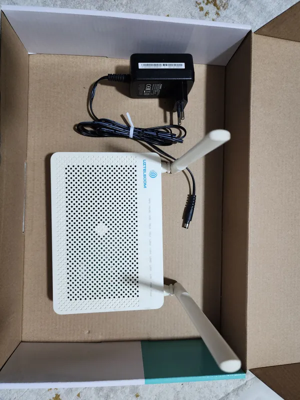 Wi fi router ишлайди. Холати яхши.