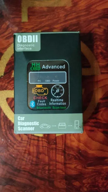 Компактный Bluetooth-сканер HH OBD Advanced 1 Компактный Bluetooth-сканер HH OBD Advanced 1