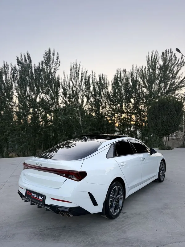 Kia K5 2025 Premium 2.0 Turbo 6