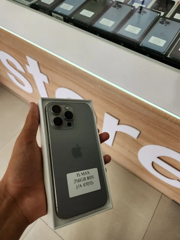 IPhone 15 Pro Max — фото 1