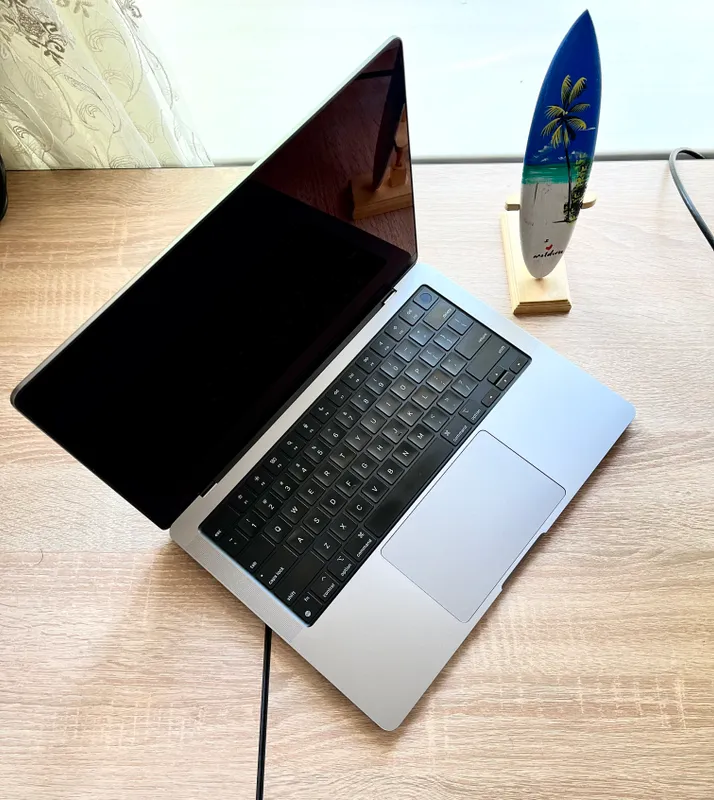 MacBook Pro M1 Pro (Silver) 16/512- (Makbuk-Apple) 3 MacBook Pro M1 Pro (Silver) 16/512- (Makbuk-Apple) 3