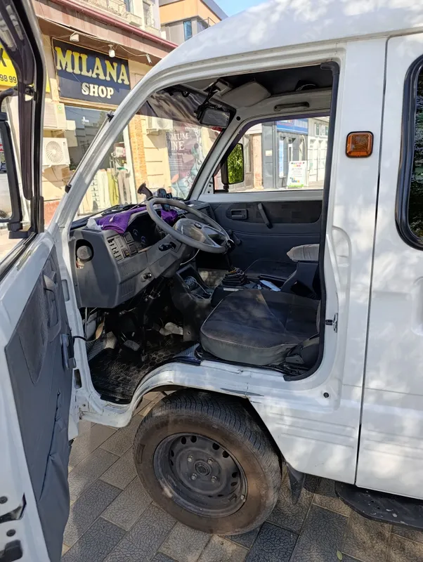 Автомобиль Дамас 4 Автомобиль Дамас 4