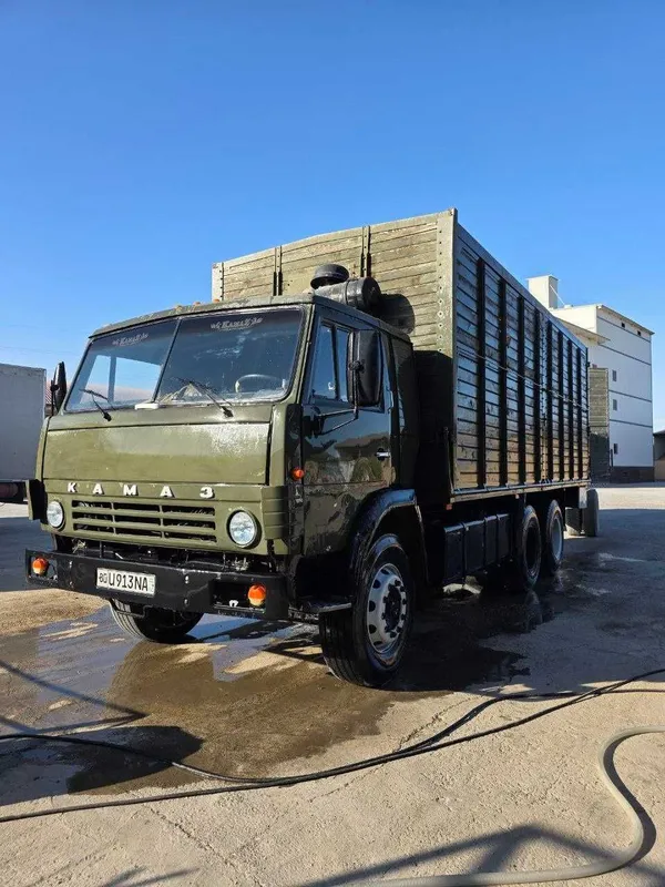 KAMAZ полу прицеп срочно сотилади 1