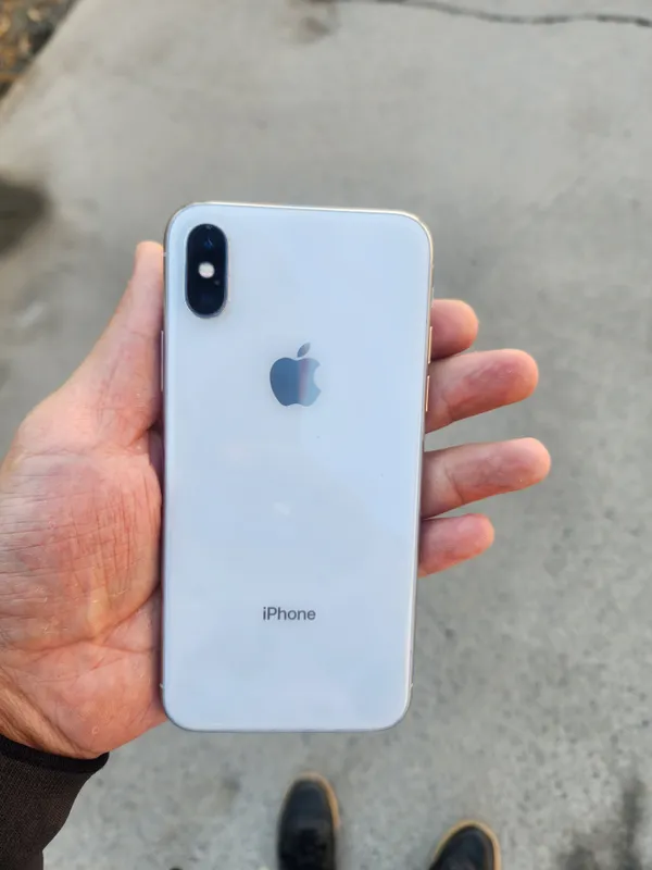iPhone X, 64 ГБ, белый 3 iPhone X, 64 ГБ, белый 3