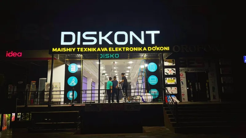 Tashqi Reklama banner va poligrafiya
