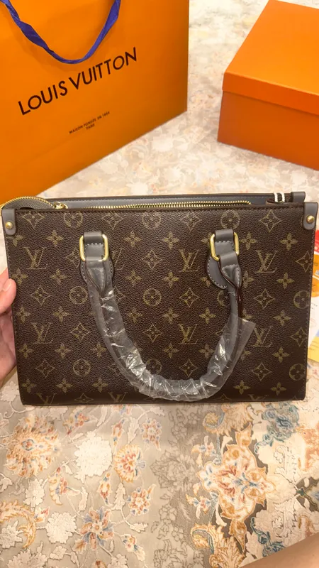 Louis Vuitton sumkasi 3 Louis Vuitton sumkasi 3
