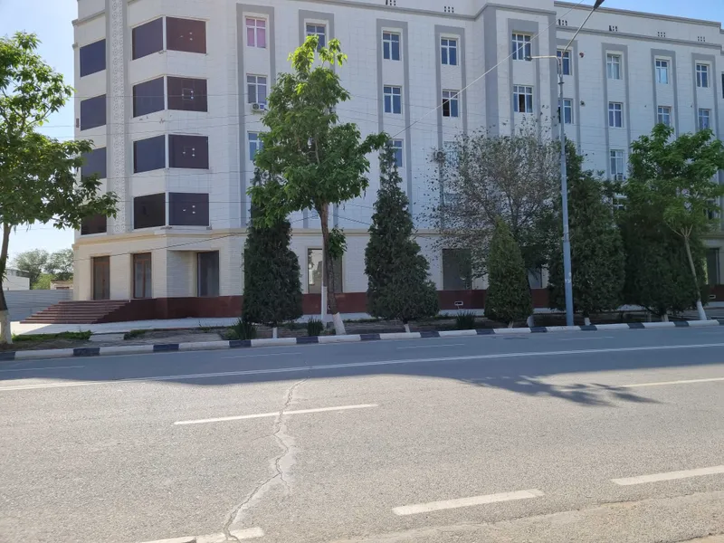 Центр НУКУСА! Аренда 1028кв коммерческого помещения 3