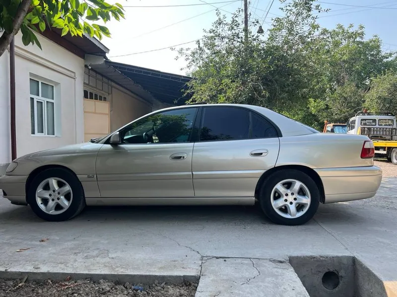 Opel omega srochna sotiladi 2