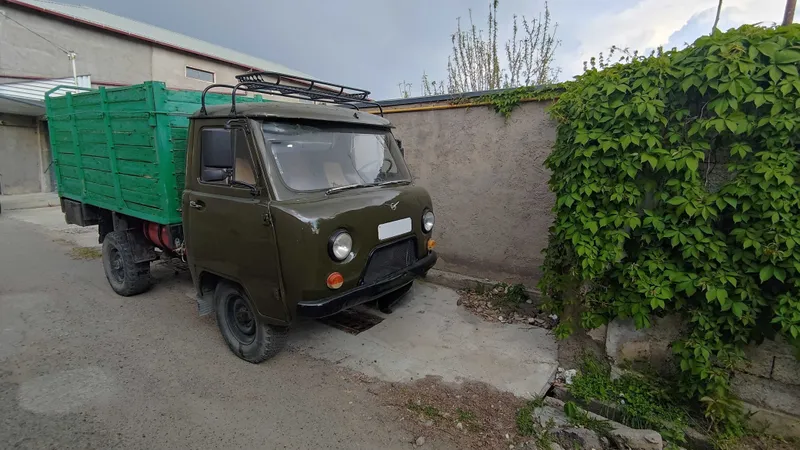 Uazik 3303 bortovoy