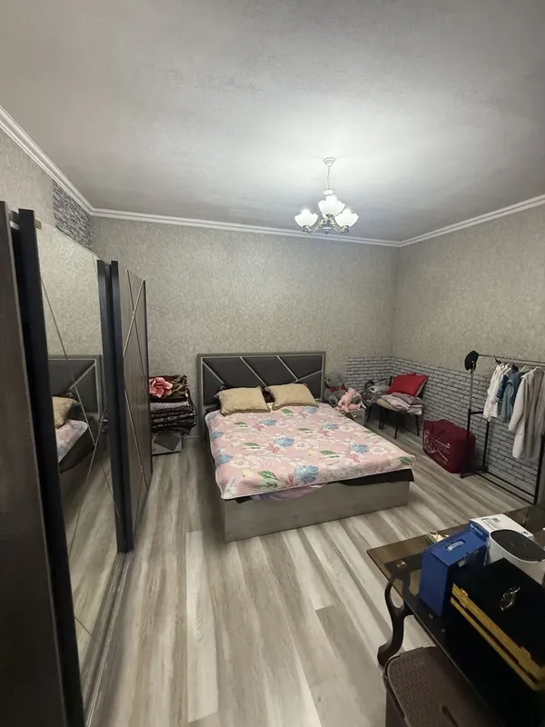 Malika bozori orqa tarafida uchastka sotiladi 5