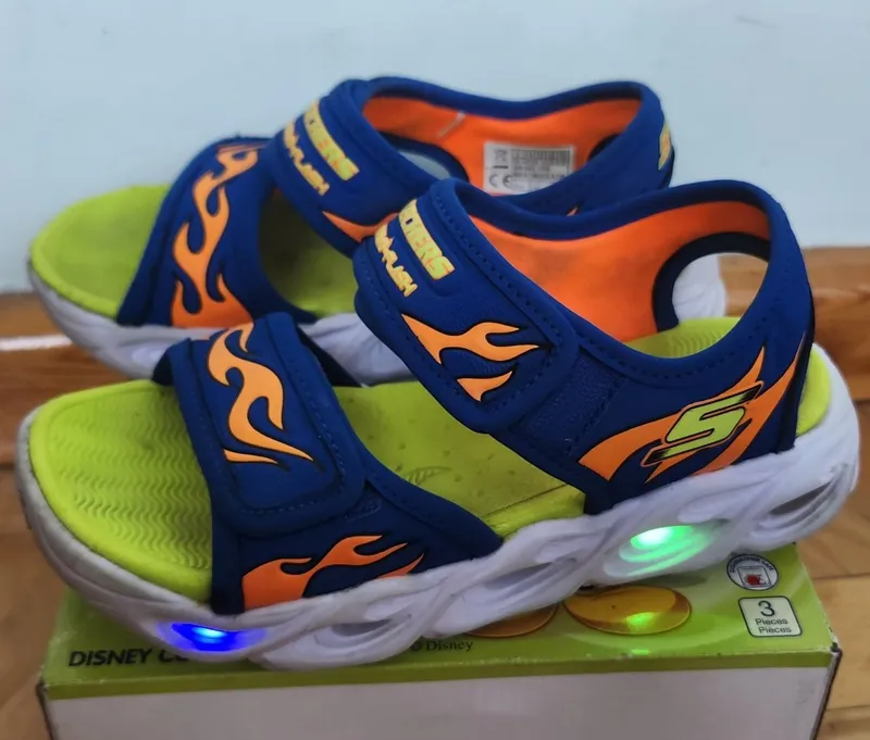 Босоножки Skechers 1 Босоножки Skechers 1