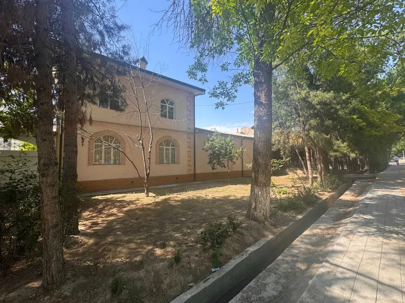 Продажа земельного участка центра Луначарский вдоль центральной дороги