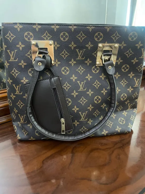 Модная Новая сумка Louise Vuitton 2 Модная Новая сумка Louise Vuitton 2