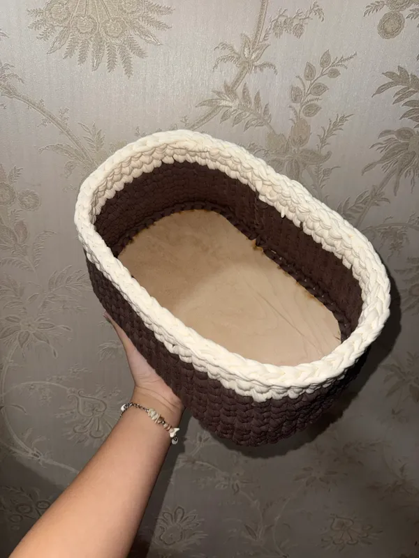 корзина из трикотажной пряжи