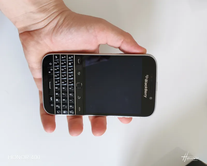 BlackBerry Q20 Classic смартфон + 1 наушник бонус — фото 7