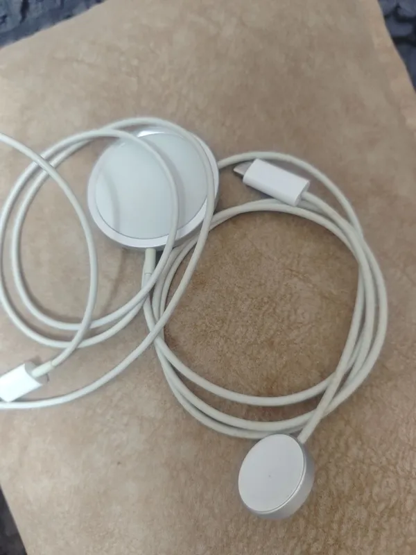 Беспроводная зарядка Apple MagSafe 3