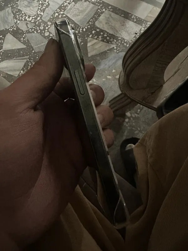 Iphone 13pro 128 ГБ 100 йомкст срочний сатилади — фото 3