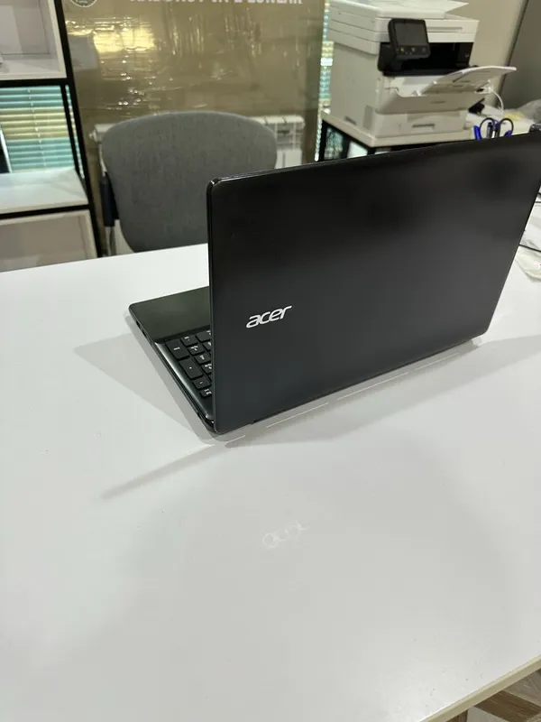 Продам ноутбук Acer 1 Продам ноутбук Acer 1